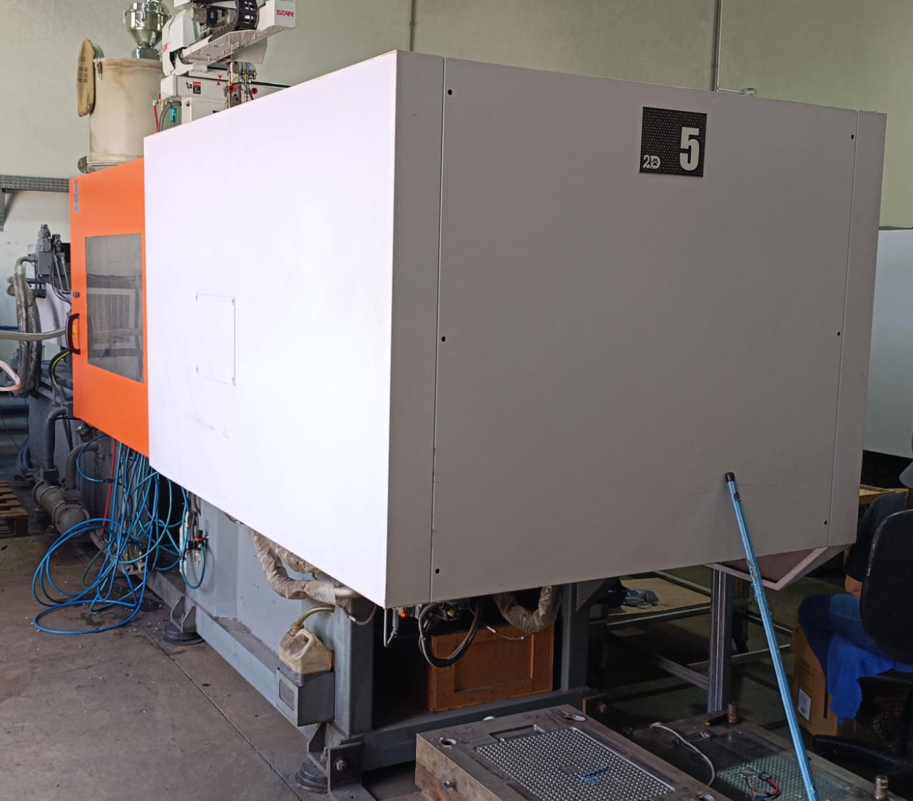 Injetora Chen Hsong 328 MK6.6